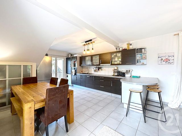 Appartement T4 à vendre - 4 pièces - 110.06 m2 - ST GERVAIS LES BAINS - 74 - RHONE-ALPES - Century 21 Grisol Immobilier