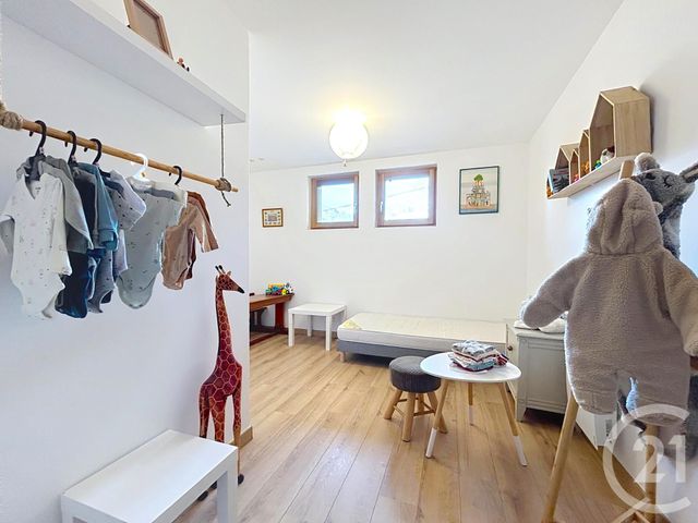Appartement T5 à vendre - 5 pièces - 115.37 m2 - ST GERVAIS LES BAINS - 74 - RHONE-ALPES - Century 21 Grisol Immobilier