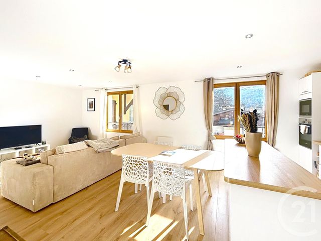 Appartement T5 à vendre - 5 pièces - 115.37 m2 - ST GERVAIS LES BAINS - 74 - RHONE-ALPES - Century 21 Grisol Immobilier