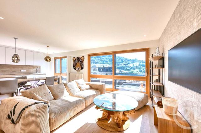 Afficher la photo en grand Appartement T3 à vendre - 3 pièces - 78.46 m2 - ST GERVAIS LES BAINS - 74 - RHONE-ALPES - Century 21 Grisol Immobilier