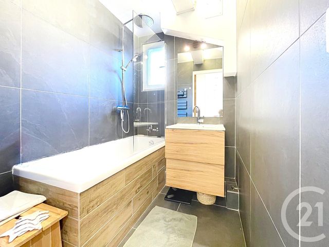 Appartement T4 à vendre - 4 pièces - 73.39 m2 - ST GERVAIS LES BAINS - 74 - RHONE-ALPES - Century 21 Grisol Immobilier