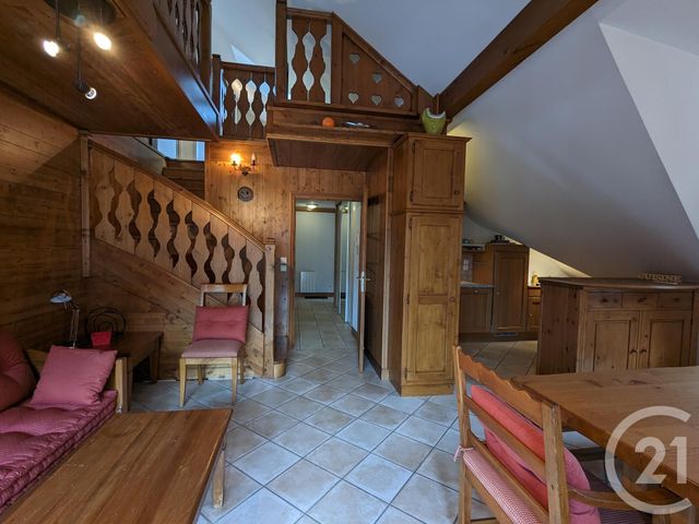 Appartement Duplex à louer - 4 pièces - 81.4 m2 - ST GERVAIS LES BAINS - 74 - RHONE-ALPES - Century 21 Grisol Immobilier