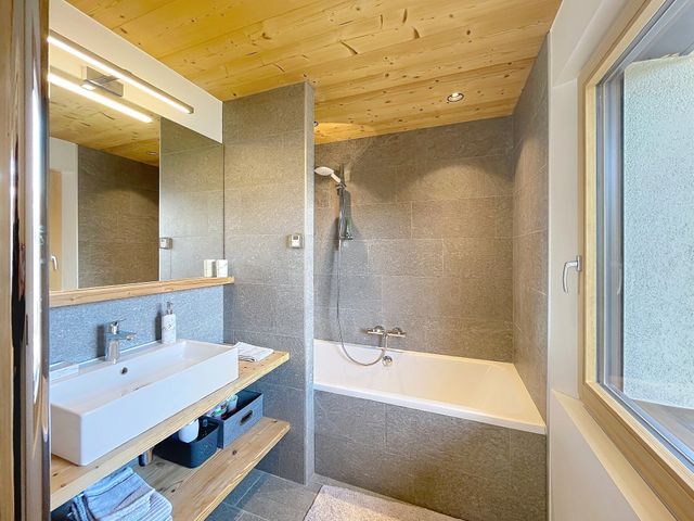 maison à vendre - 7 pièces - 217.86 m2 - ST GERVAIS LES BAINS - 74 - RHONE-ALPES - Century 21 Grisol Immobilier