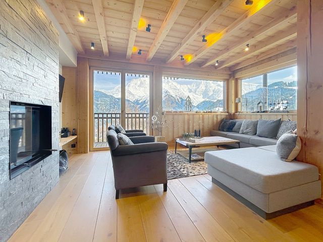 maison à vendre - 7 pièces - 217.86 m2 - ST GERVAIS LES BAINS - 74 - RHONE-ALPES - Century 21 Grisol Immobilier