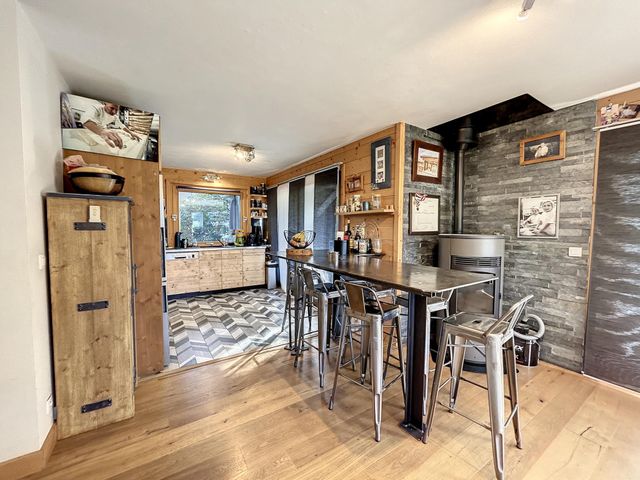 Afficher la photo en grand Appartement F4 à vendre - 4 pièces - 108.51 m2 - PRAZ SUR ARLY - 74 - RHONE-ALPES - Century 21 Grisol Immobilier